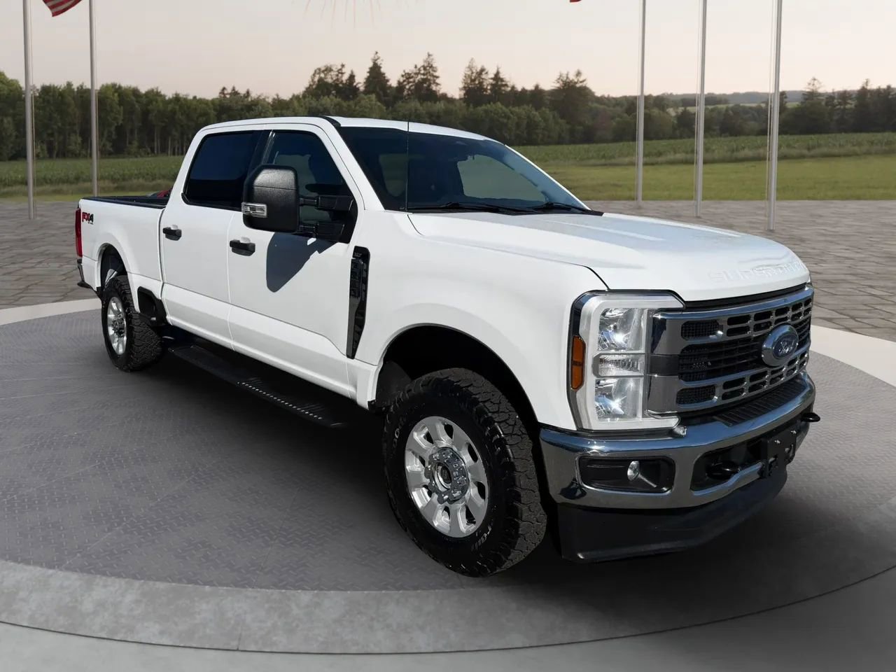 Used 2024 Ford F250 XLT w/ FX4 Off-Road Package image 7