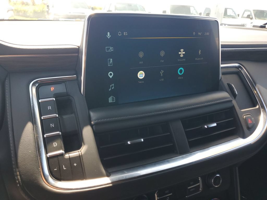 Used 2023 Chevrolet Suburban LT RWD image 13