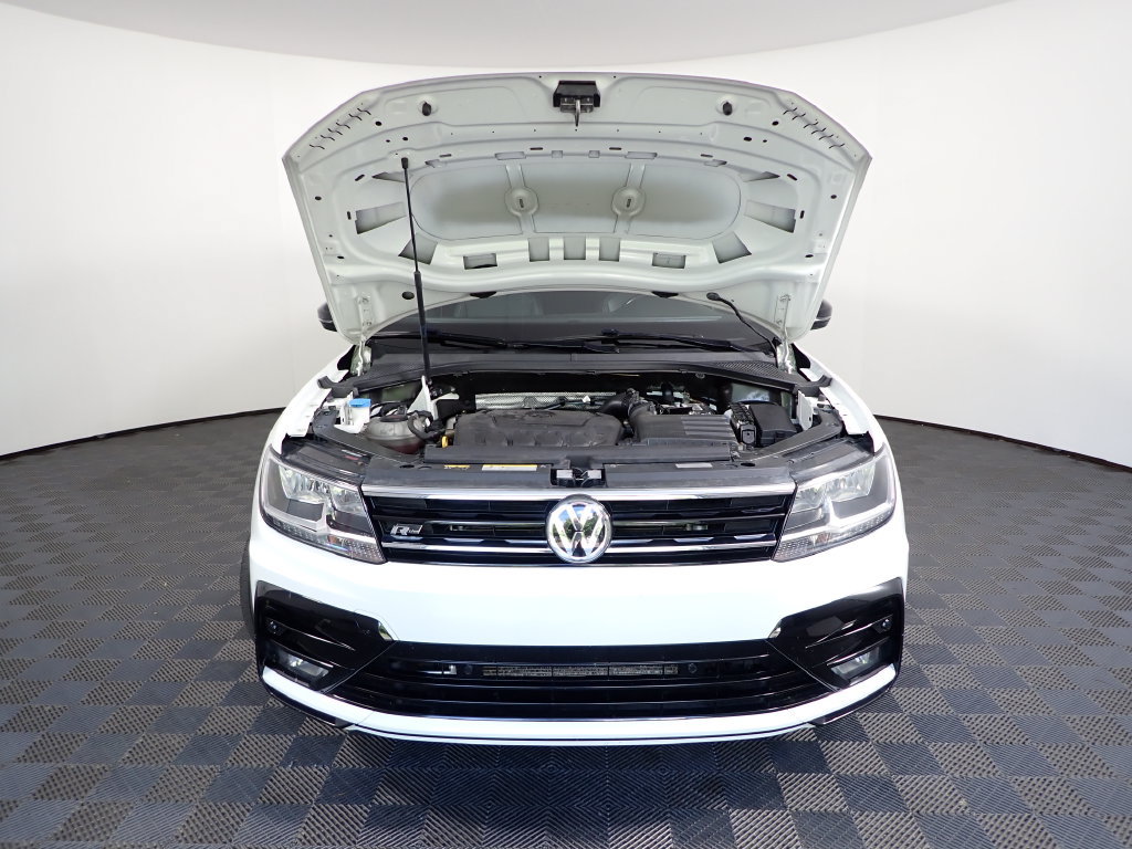 Used 2021 Volkswagen Tiguan SE R-Line AWD/4WD image 40