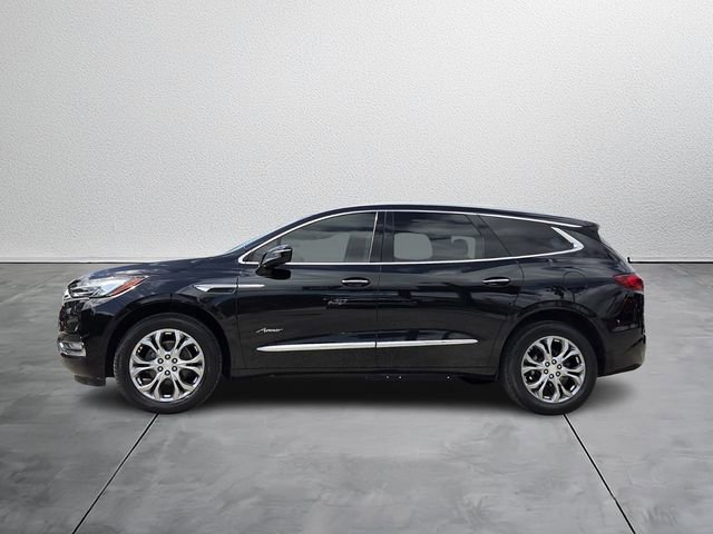 Used 2020 Buick Enclave Avenir w/ Avenir Technology Package FWD image 2