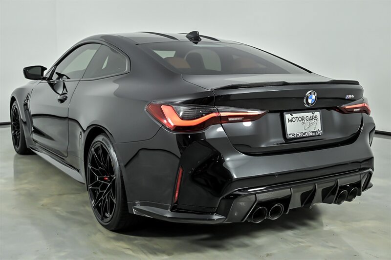 Used 2021 BMW M4 Coupe w/ M Carbon Exterior Package RWD image 8