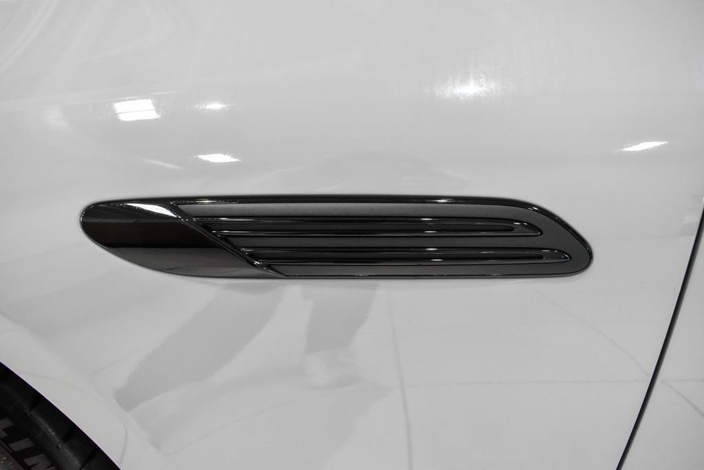Certified 2025 Mercedes-Benz SL 63 AMG S e Performance 4MATIC image 15