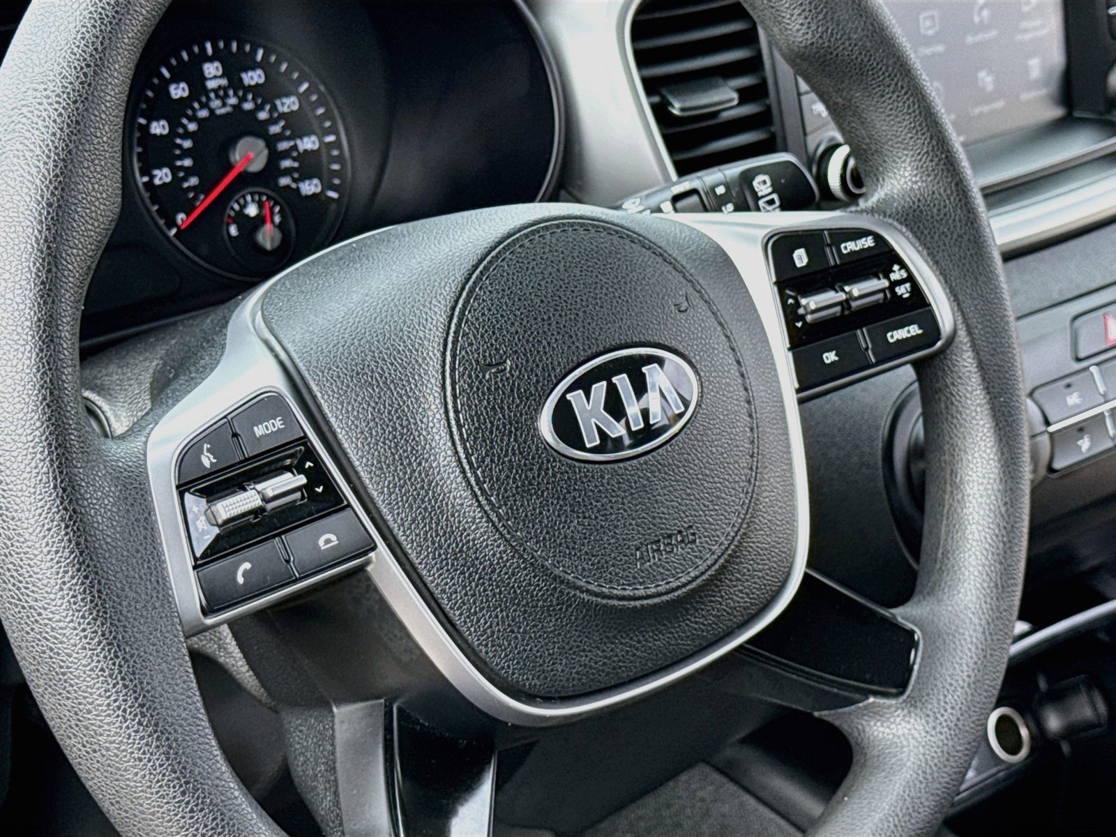 Used 2019 Kia Sorento L FWD image 20