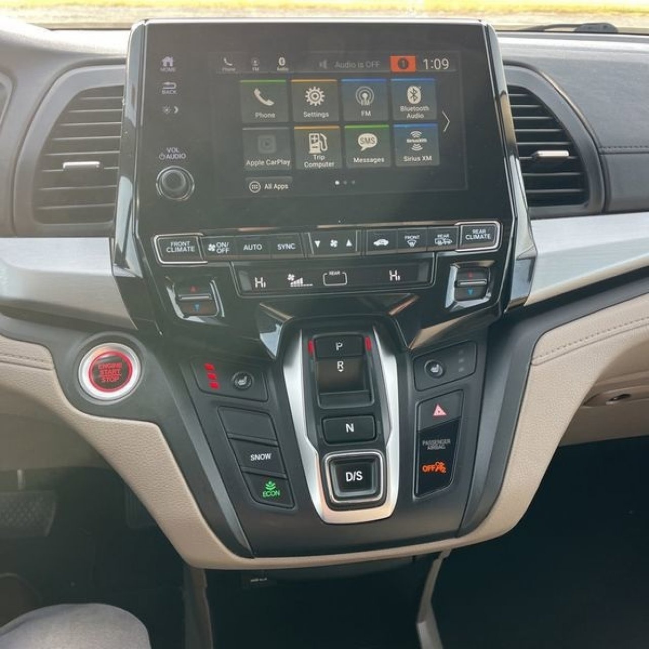 Used 2018 Honda Odyssey EX image 24