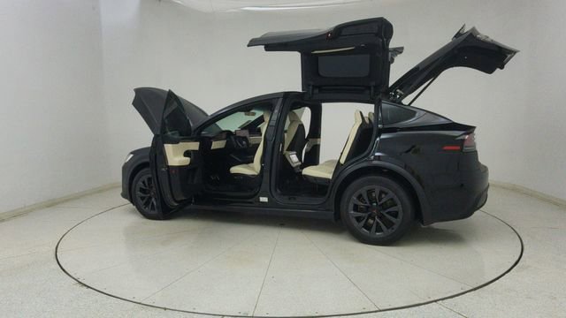 Used 2023 Tesla Model X image 71