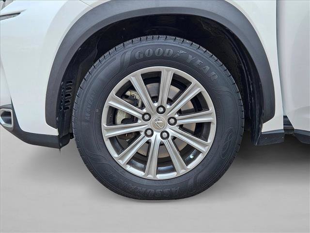 Used 2017 Lexus NX 200t AWD image 22