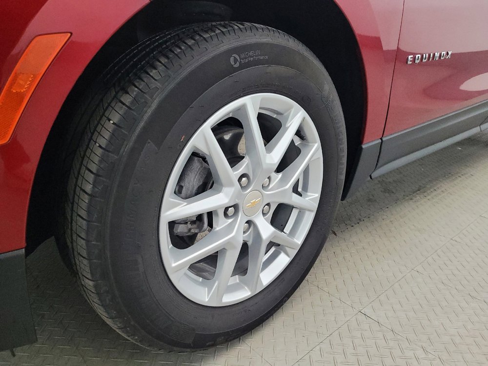 Used 2024 Chevrolet Equinox LT FWD image 31