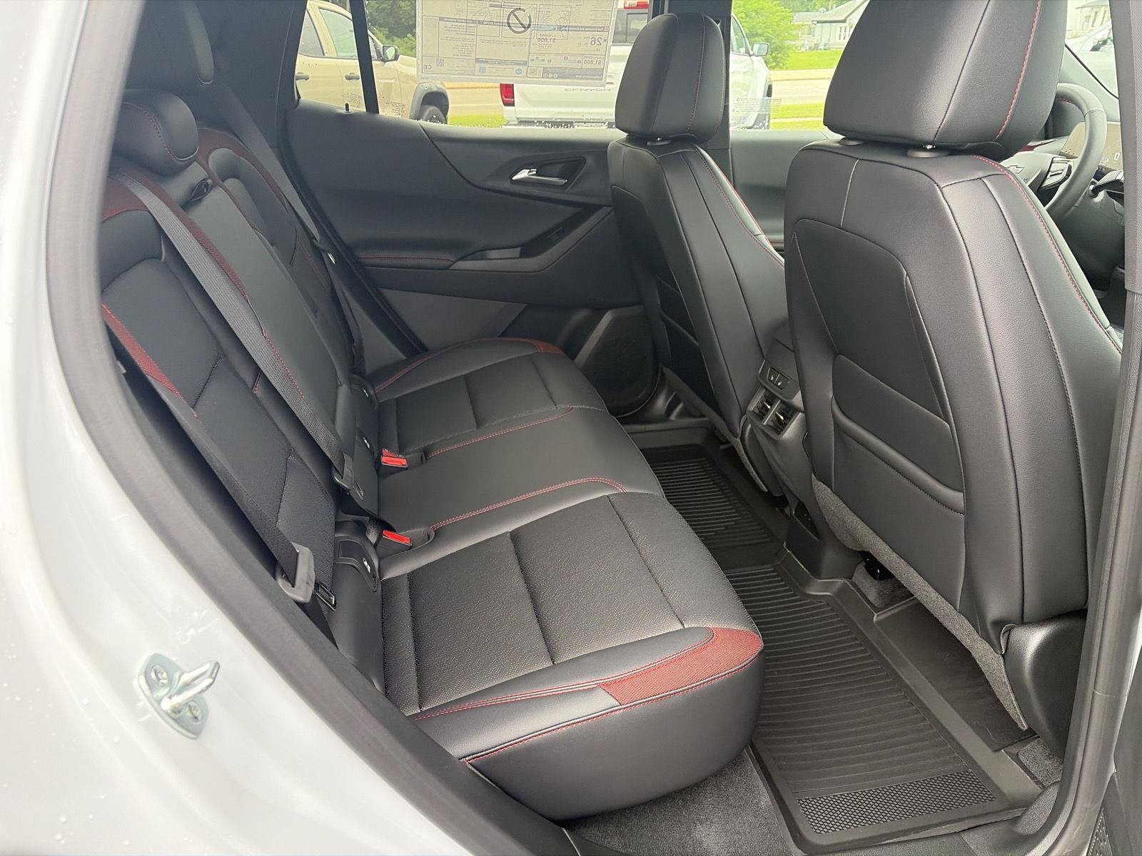 New 2027 Chevrolet Equinox RS w/ Safety and Technology Package AWD/4WD image 13