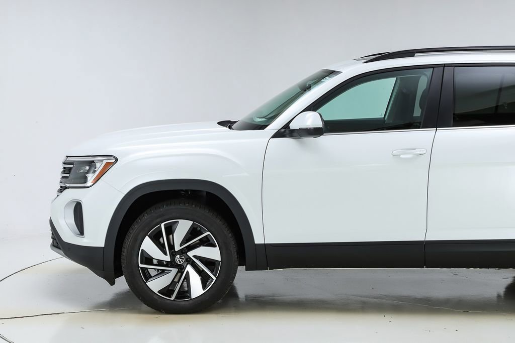 New 2026 Volkswagen Atlas SE image 3