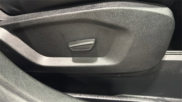 Used 2024 Ford Edge SEL image 29