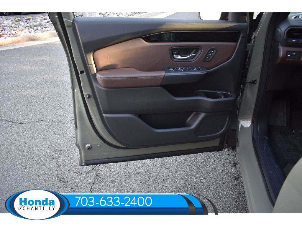 New 2026 Honda Pilot TrailSport image 26