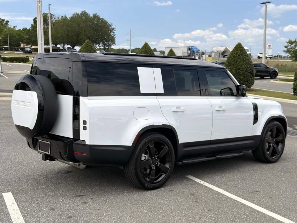 New 2026 Land Rover Defender 130 S AWD/4WD image 5