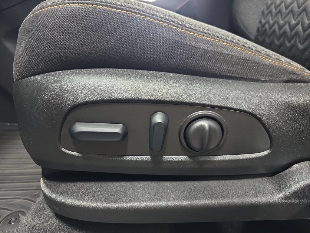 Used 2024 Chevrolet Equinox LT AWD/4WD image 29