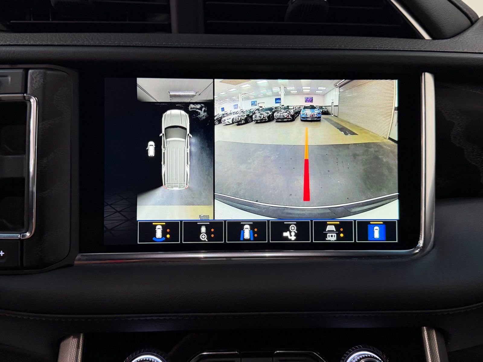 Used 2023 GMC Yukon Denali image 33