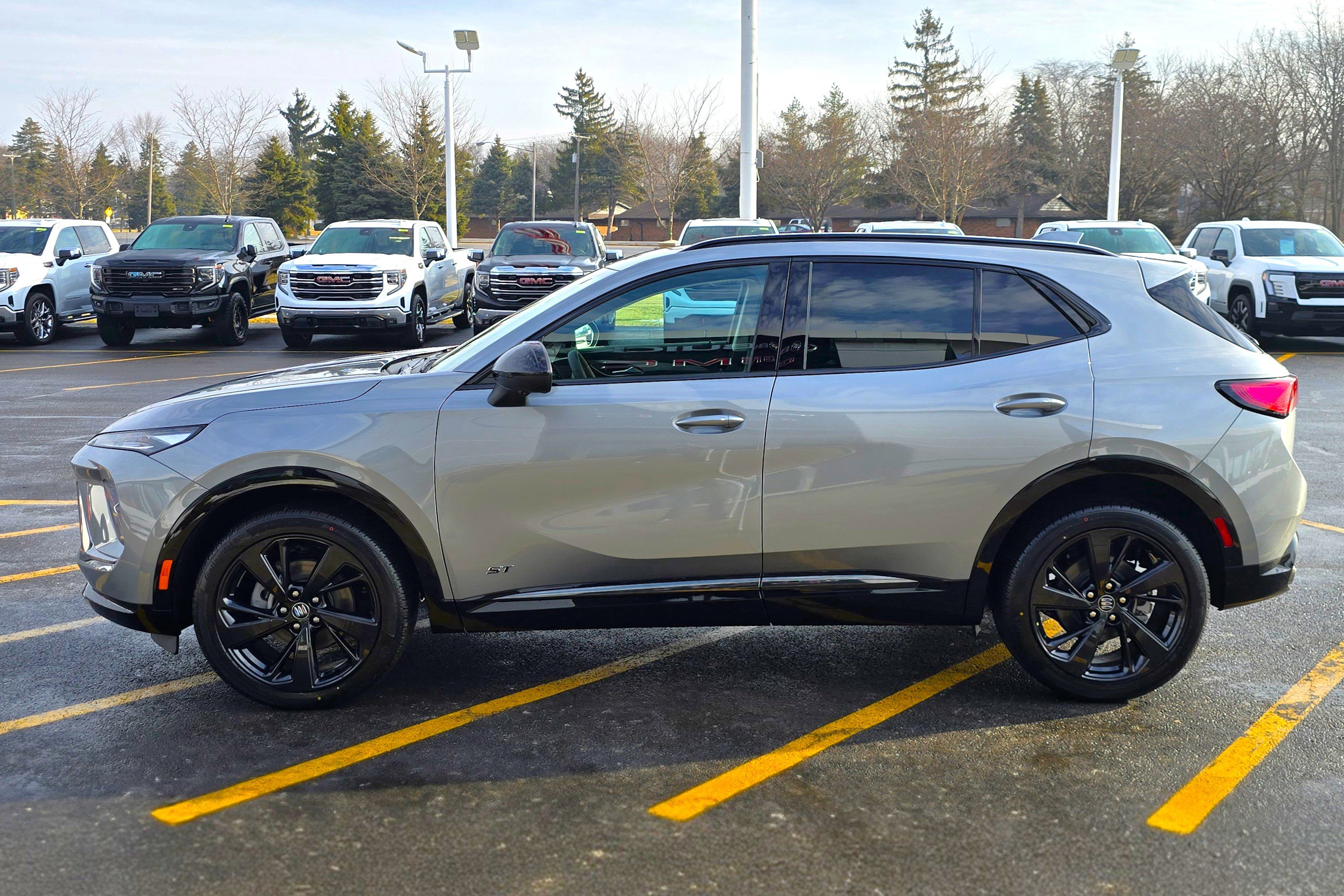 New 2026 Buick Envision Sport Touring image 5