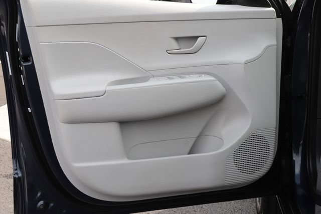 Used 2025 Hyundai Kona SEL image 16