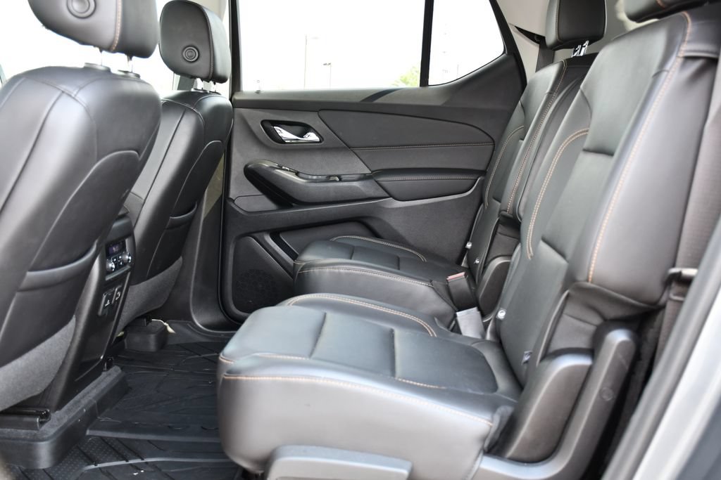 Used 2021 Chevrolet Traverse Premier w/ LPO, Floor Liner Package AWD/4WD image 21