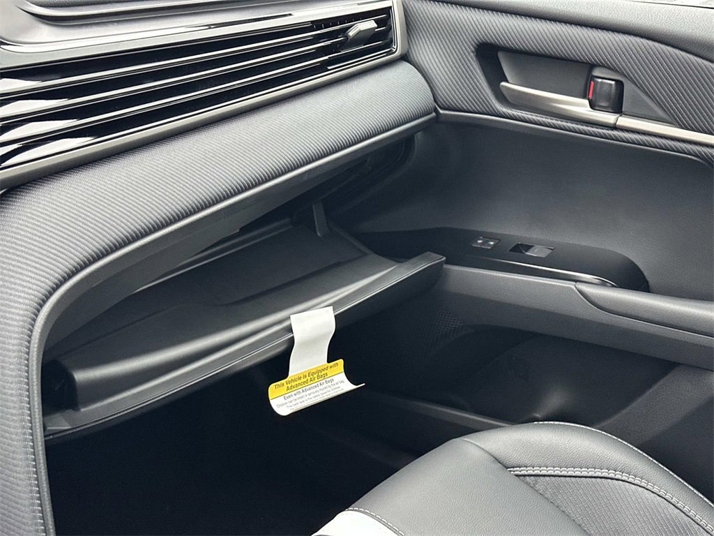 New 2026 Toyota Camry SE w/ Convenience Package image 32