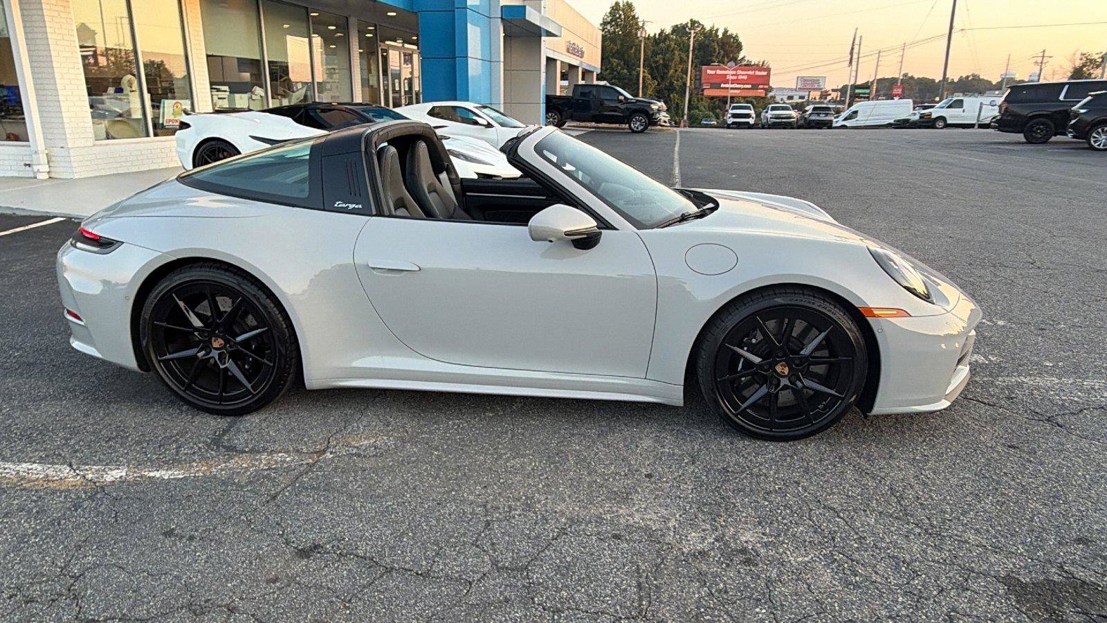 Used 2026 Porsche 911 Targa 4S AWD/4WD image 7
