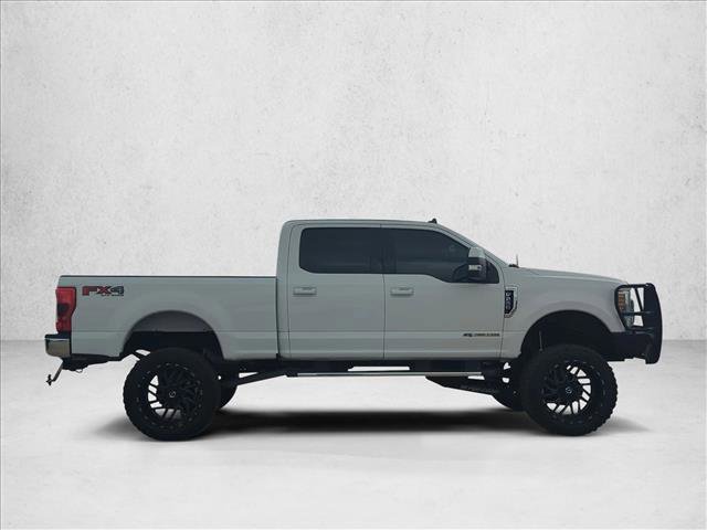 Used 2019 Ford F250 Lariat w/ Lariat Value Package image 3