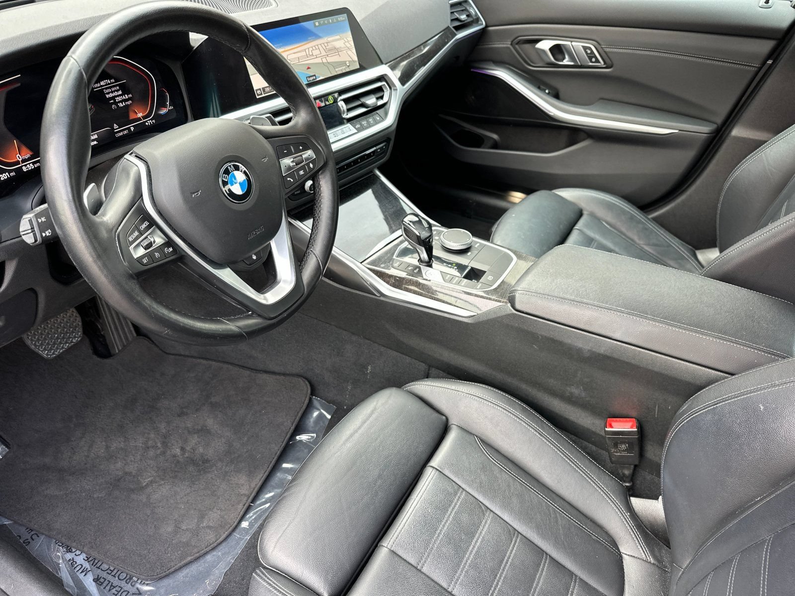 Used 2021 BMW 330i xDrive Sedan w/ Premium Package AWD/4WD image 9
