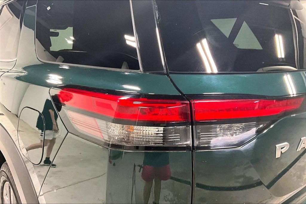 Used 2023 Nissan Pathfinder SL w/ SL Premium Package image 40