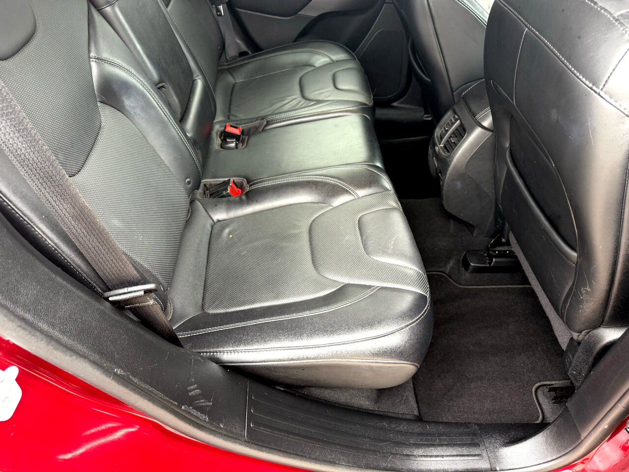 Used 2019 Jeep Cherokee Limited image 49