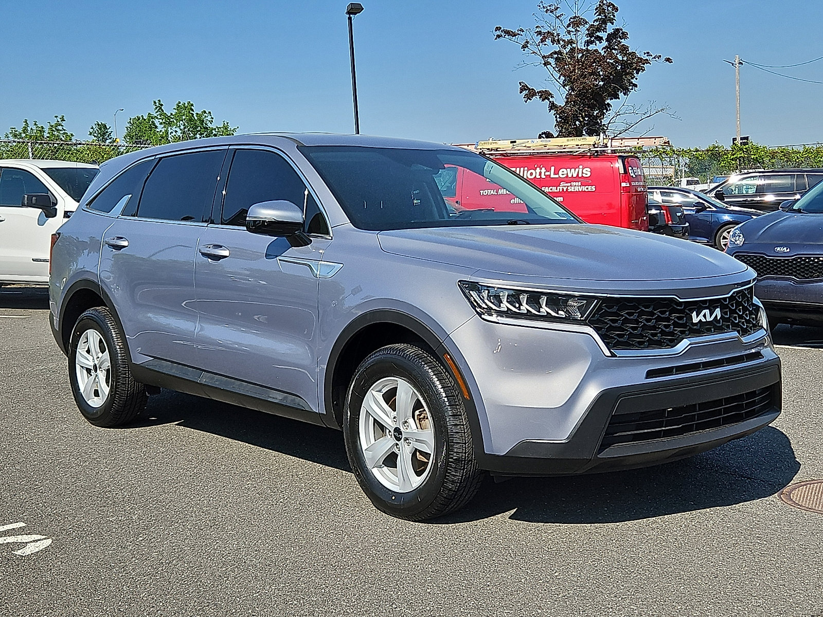 Used 2022 Kia Sorento LX