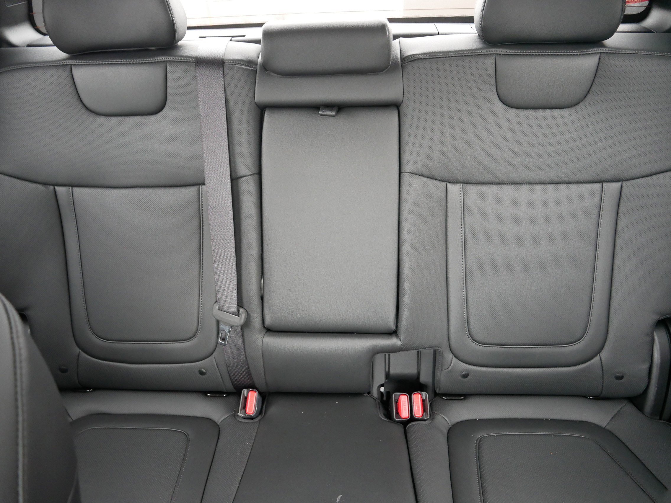 Certified 2025 Hyundai Santa Cruz SEL image 13