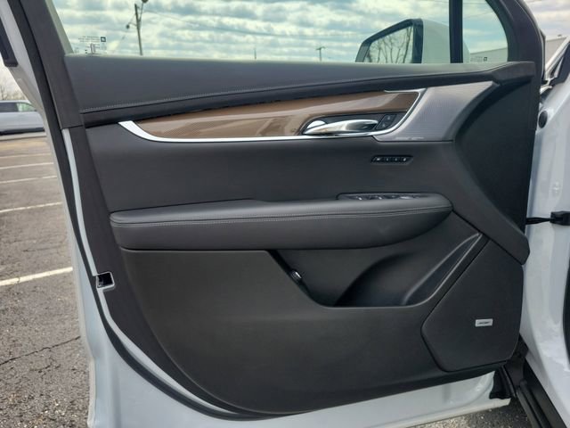 New 2025 Cadillac XT6 Sport w/ Platinum Package image 19