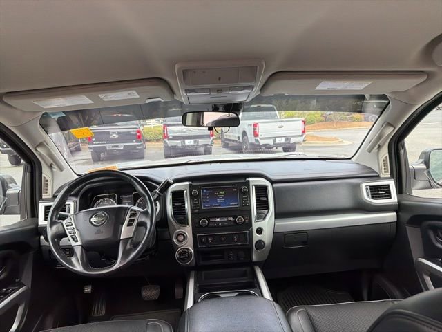 Used 2018 Nissan Titan PRO-4X AWD/4WD image 4