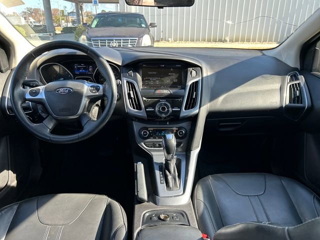 Used 2014 Ford Focus Titanium image 13