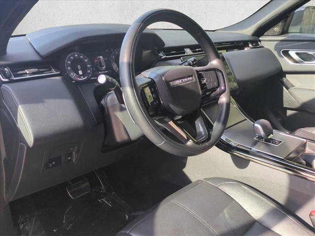 Used 2025 Land Rover Range Rover Velar Dynamic SE image 10