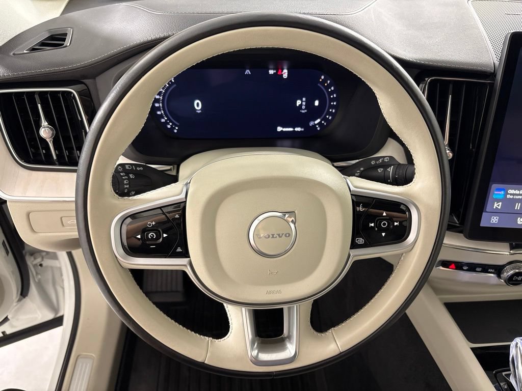 Used 2026 Volvo XC60 B5 Ultra AWD/4WD image 31