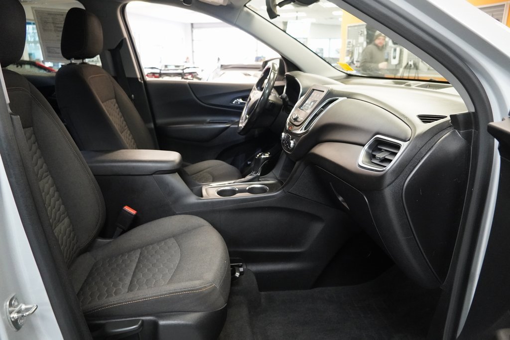 Used 2019 Chevrolet Equinox LT image 32