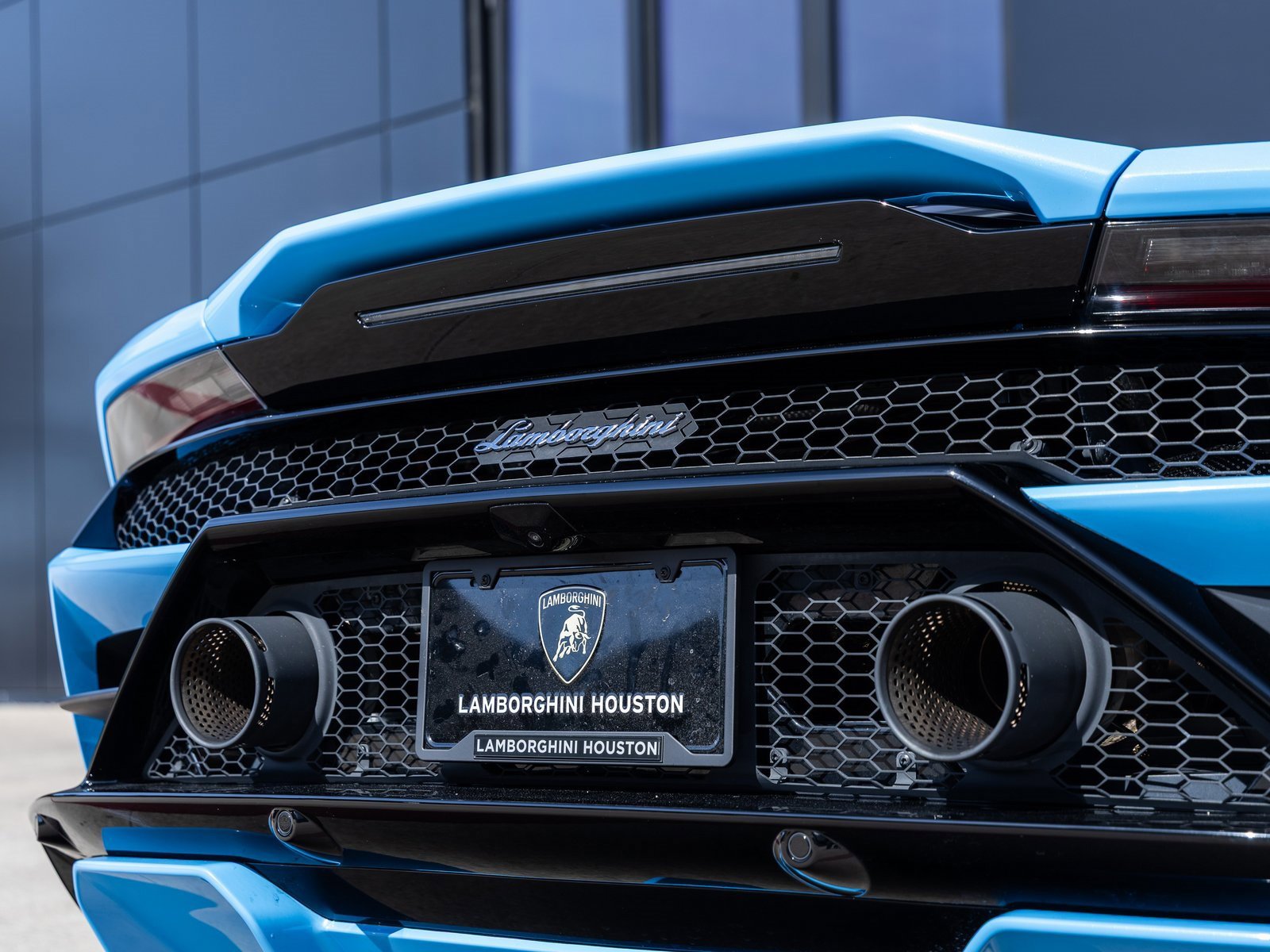 Used 2023 Lamborghini Huracan EVO image 17