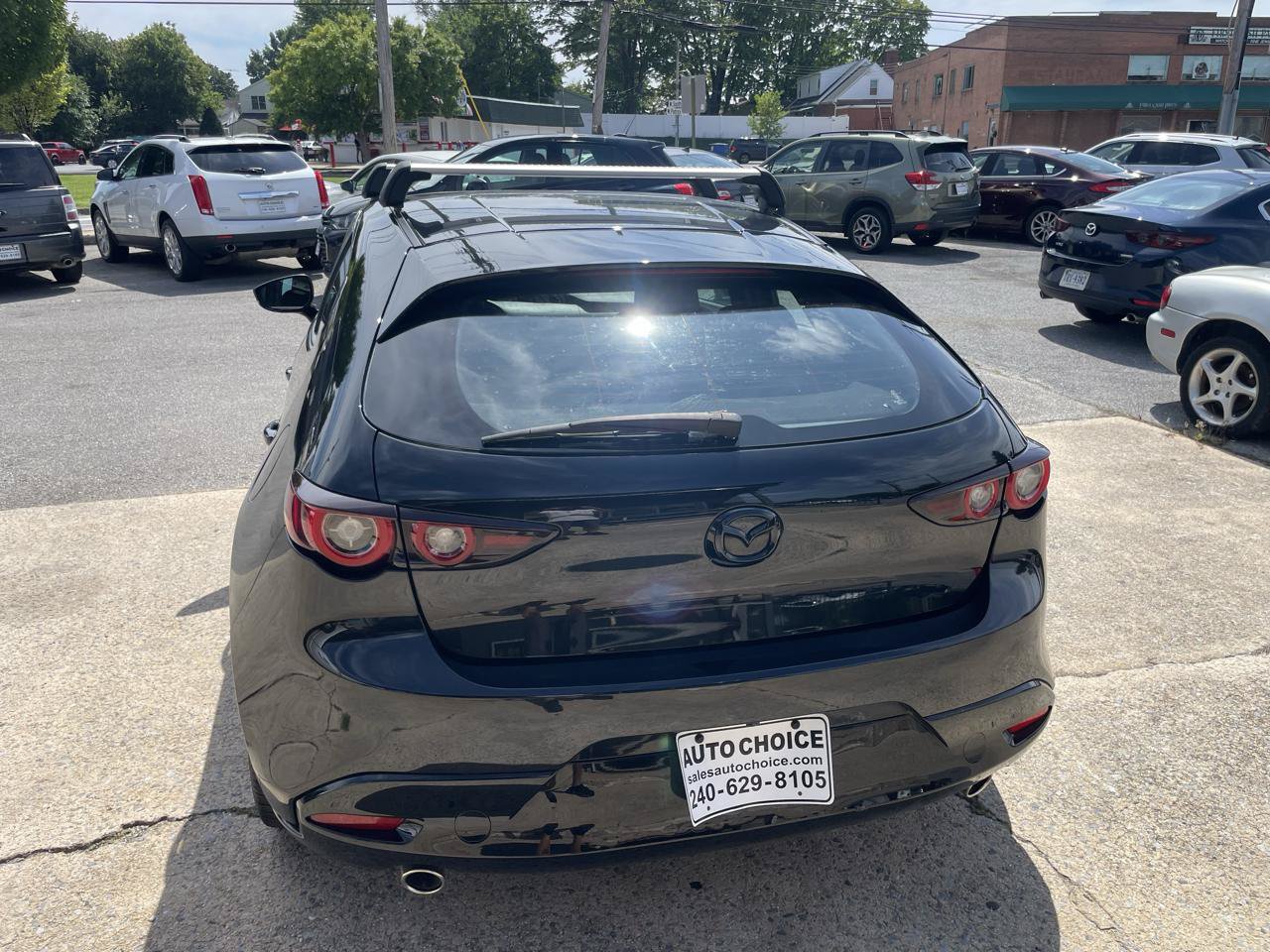 Used 2024 MAZDA MAZDA3 s FWD image 10