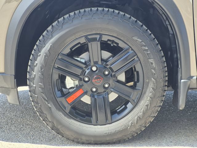 Certified 2025 Nissan Rogue SV AWD/4WD image 7