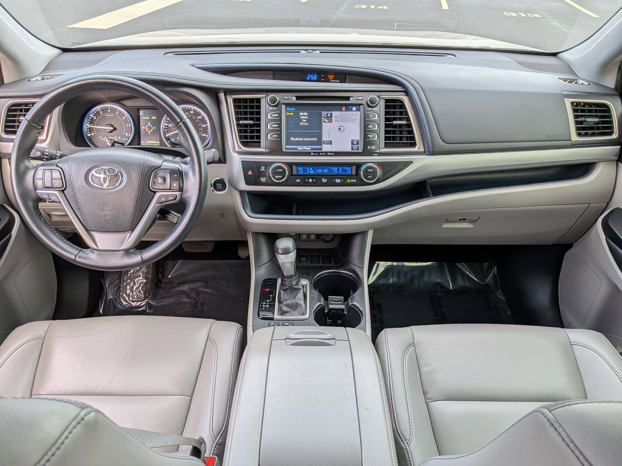 Used 2019 Toyota Highlander XLE image 30