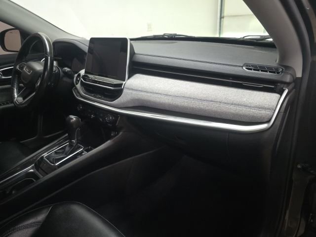 Used 2022 Jeep Compass Latitude w/ Convenience Group image 5