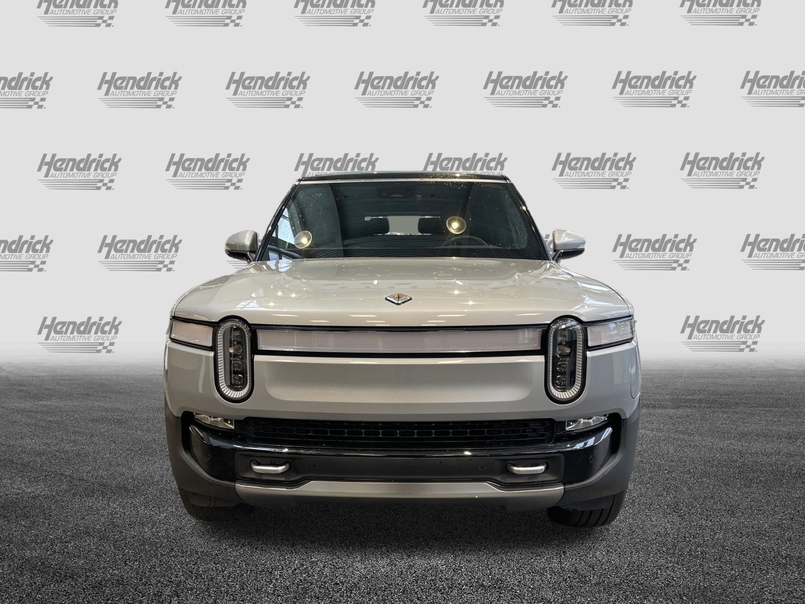 Used 2024 Rivian R1S Adventure Dual AWD/4WD image 3