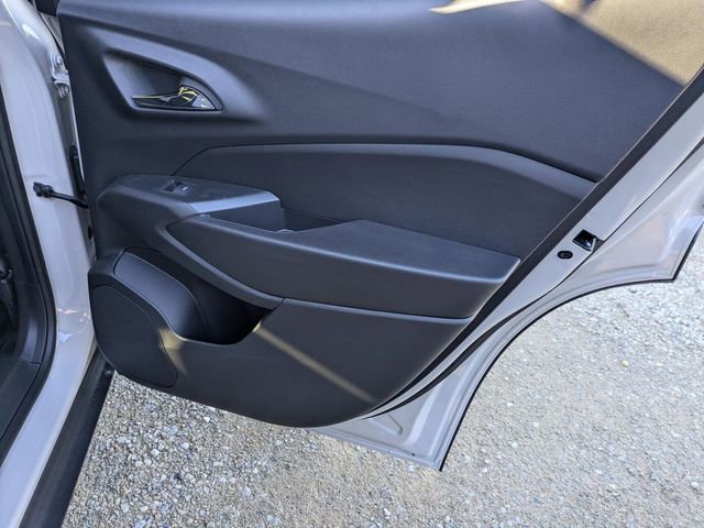 New 2026 Chevrolet Trax RS w/ Sunroof Package image 28