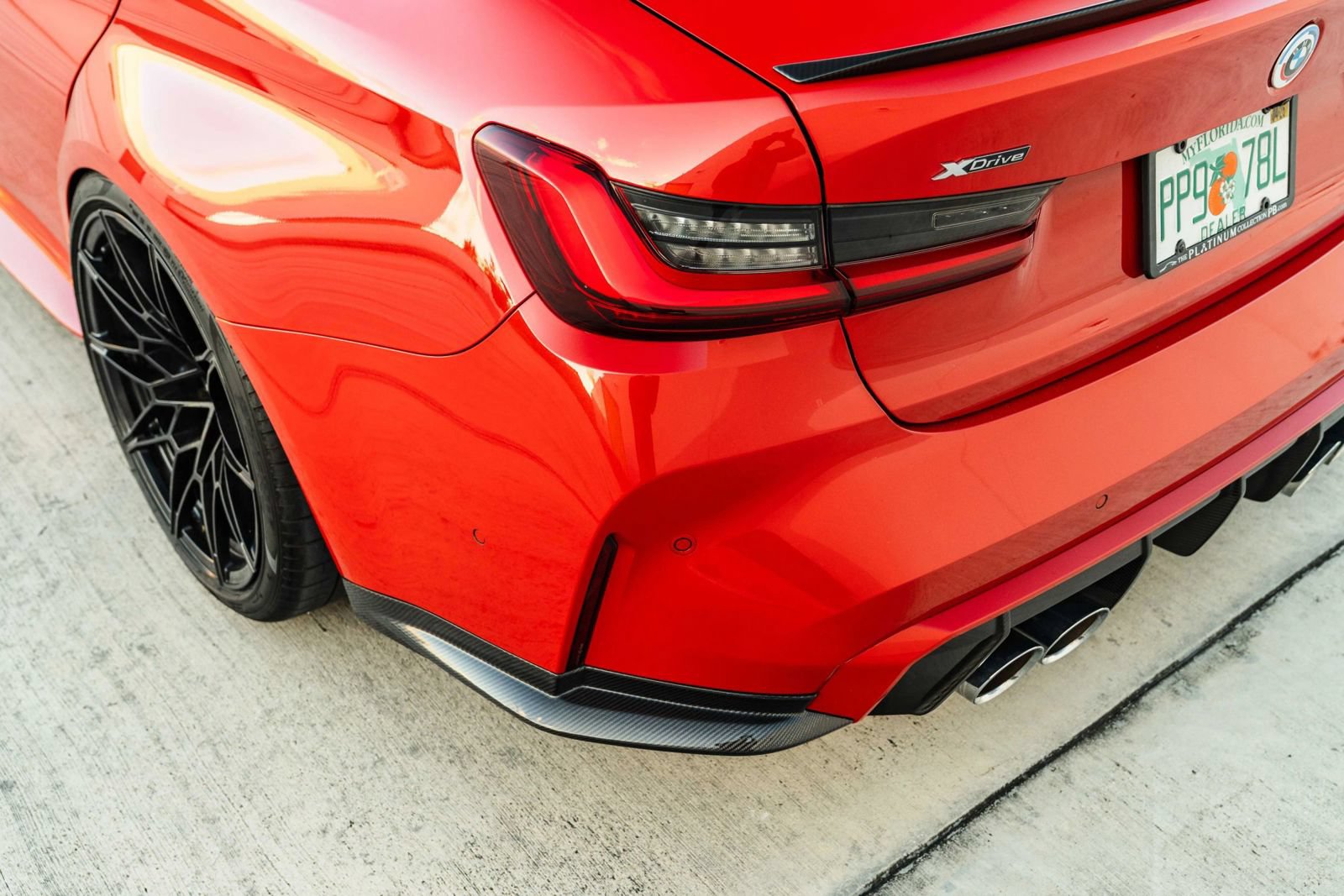 Used 2023 BMW M3 Competition w/ M Carbon Exterior Package AWD/4WD image 23