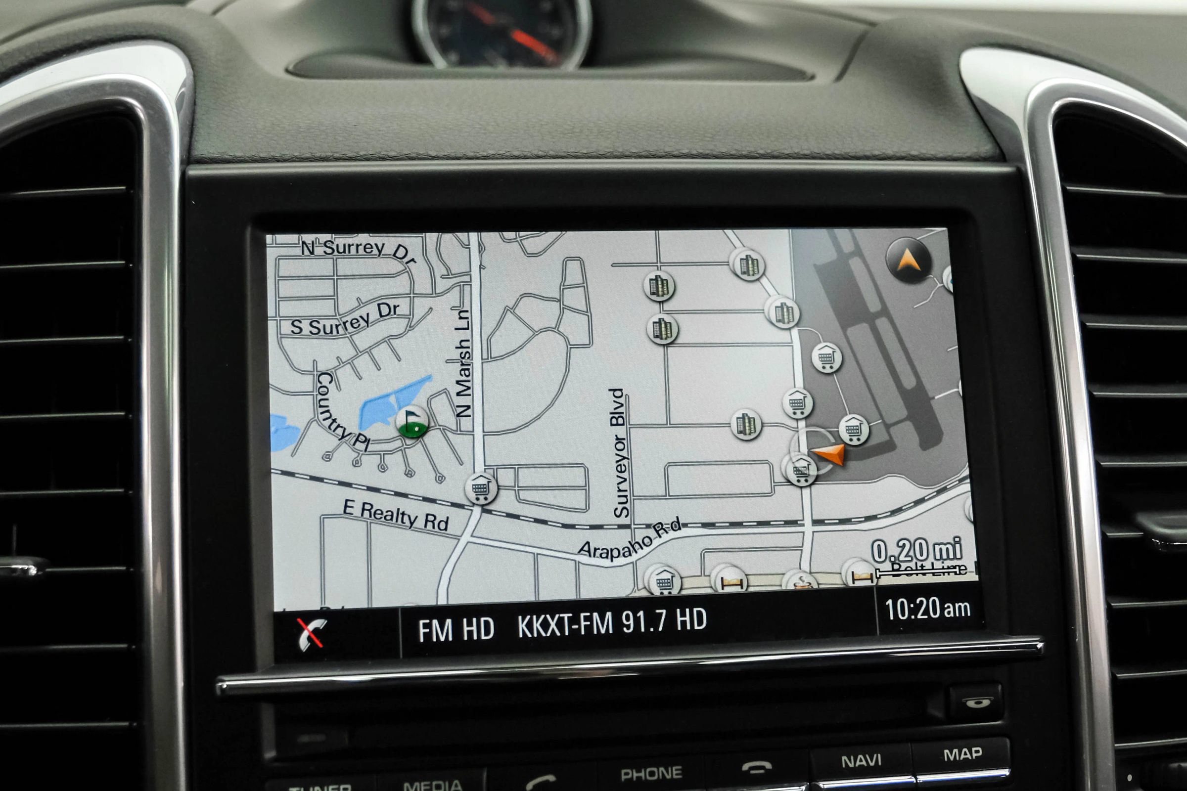 Used 2014 Porsche Cayenne Platinum Edition AWD/4WD image 22