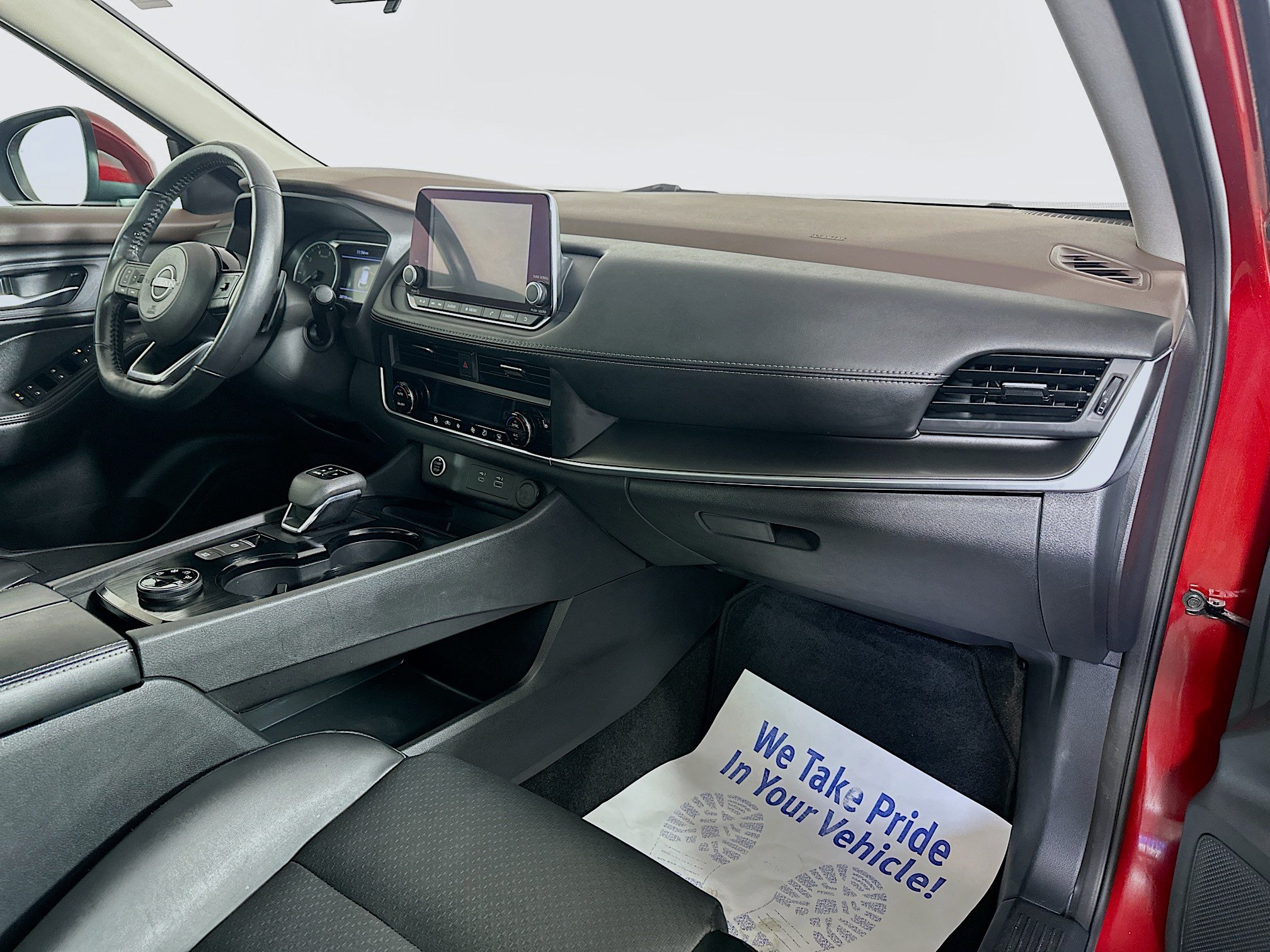 Used 2023 Nissan Rogue SV w/ SV Premium B Package AWD/4WD image 28