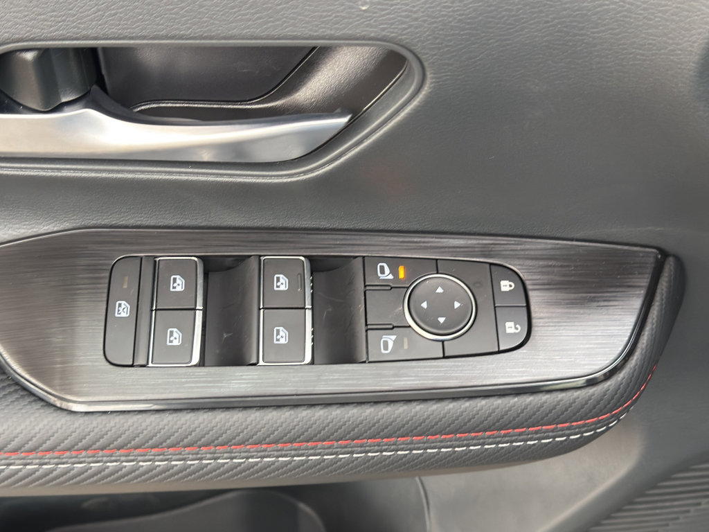 New 2026 Nissan Kicks SR w/ SR Premium Package image 18