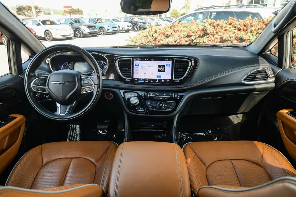 Used 2022 Chrysler Pacifica Pinnacle FWD image 14