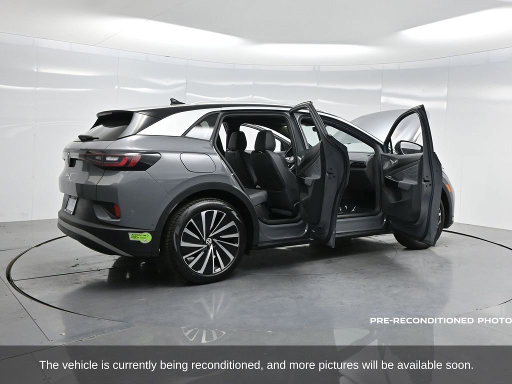 Used 2023 Volkswagen ID.4 Pro S Plus image 4