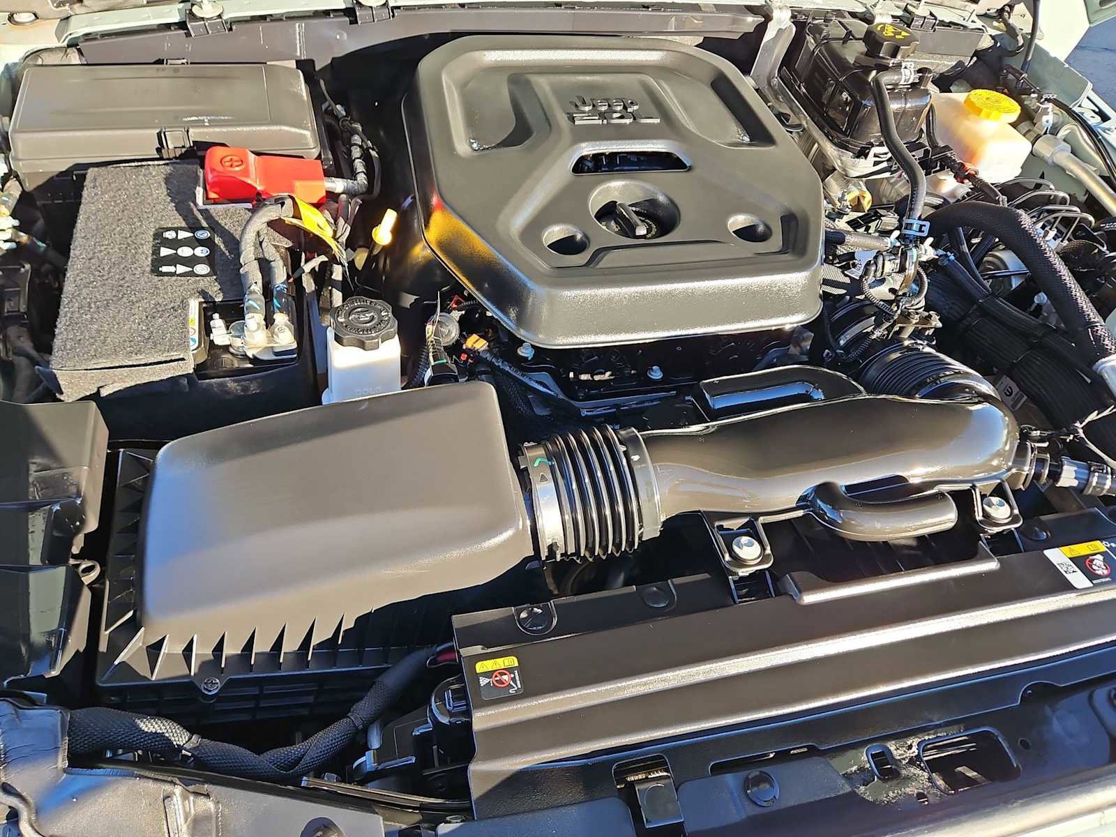 Used 2023 Jeep Wrangler Sport S image 14