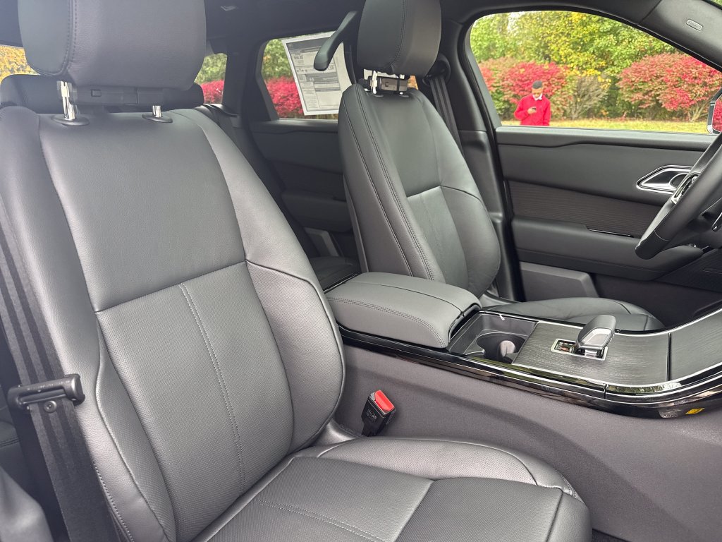 New 2026 Land Rover Range Rover Velar S AWD/4WD image 16